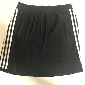 adidas stretch waist accordion skirt - NWOT Size S